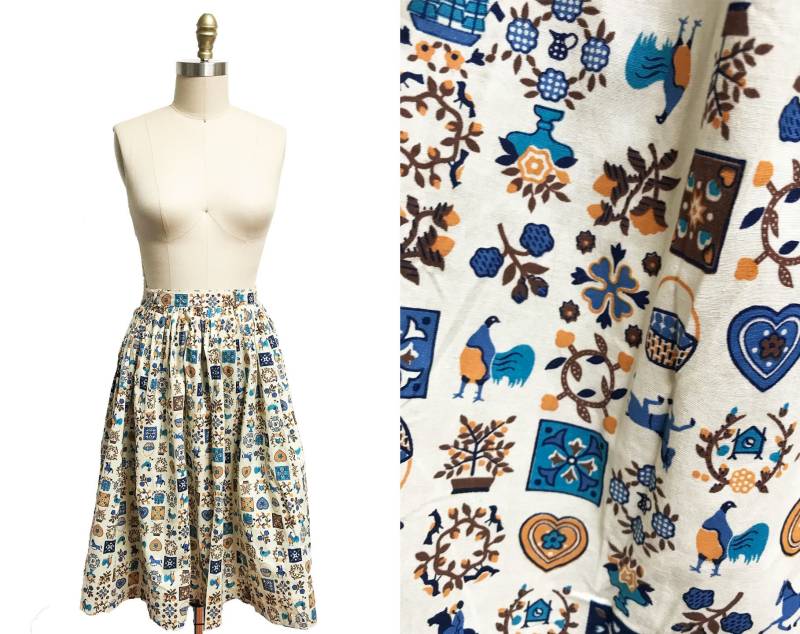 Vintage 1950Er Neuheit Druck Voller Rock - Herbst Braun Muster Folklore Deutsch Taille-23.25" von FashionaireVintage