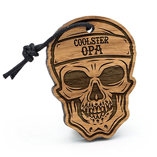 Fashionalarm Schlüsselanhänger Totenkopf Coolster Opa aus Holz mit Gravur | Geschenk Idee Geburtstag Weihnachten Geburt Enkel Kind Großvater von Fashionalarm