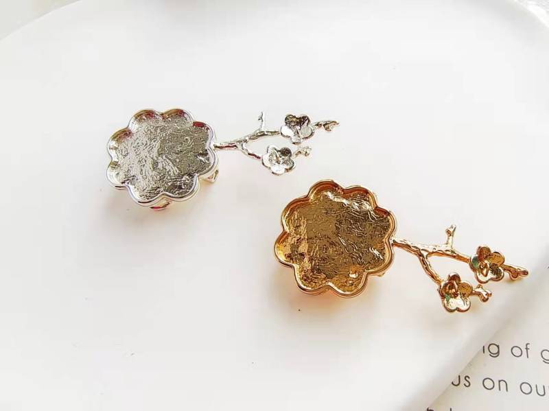 2 Stück Messing - Überzug, Gold Blumen-Brosche Cab-Anschluss | 45 X 20 Mm von Fashionandantique