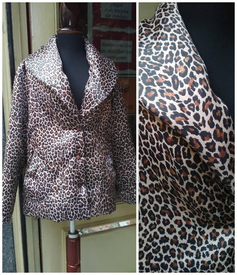 Vintage Frauen Regen Anorak Leopard Print Regenjacke von FashionanticVintage