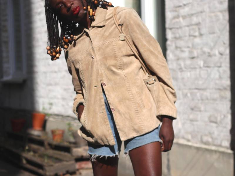 Vintage Fabiani Wildlederjacke 90Er Jahre Knopfleiste in Beige von FashionforFables