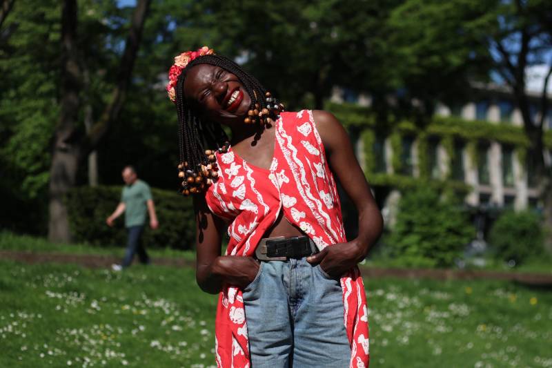 Vintage Rote Blumenbluse | 90Er Jahre Ärmellos Button Down Retro Sommer Top Entspannte Passform Floral Shirt Tanktop Mit Aufdruck Größe S-M von FashionforFables