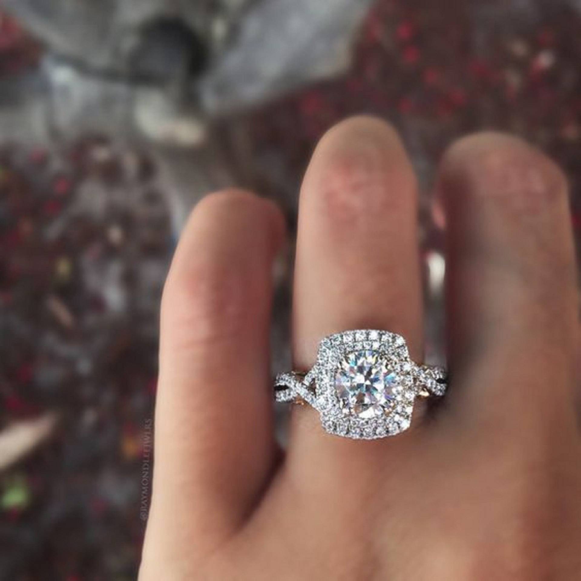 Infinity Stil Ehering Rundschliff Weiß Diamant 14K Vergoldet 925 Sterling Silber von FashionjewelsArt