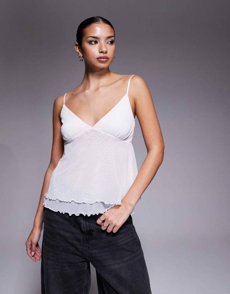 Fashionkilla - Schößchenoberteil in Weiß mit schmalen Trägern, Kräuselsaum und Oberlage aus Netzstoff von Fashionkilla