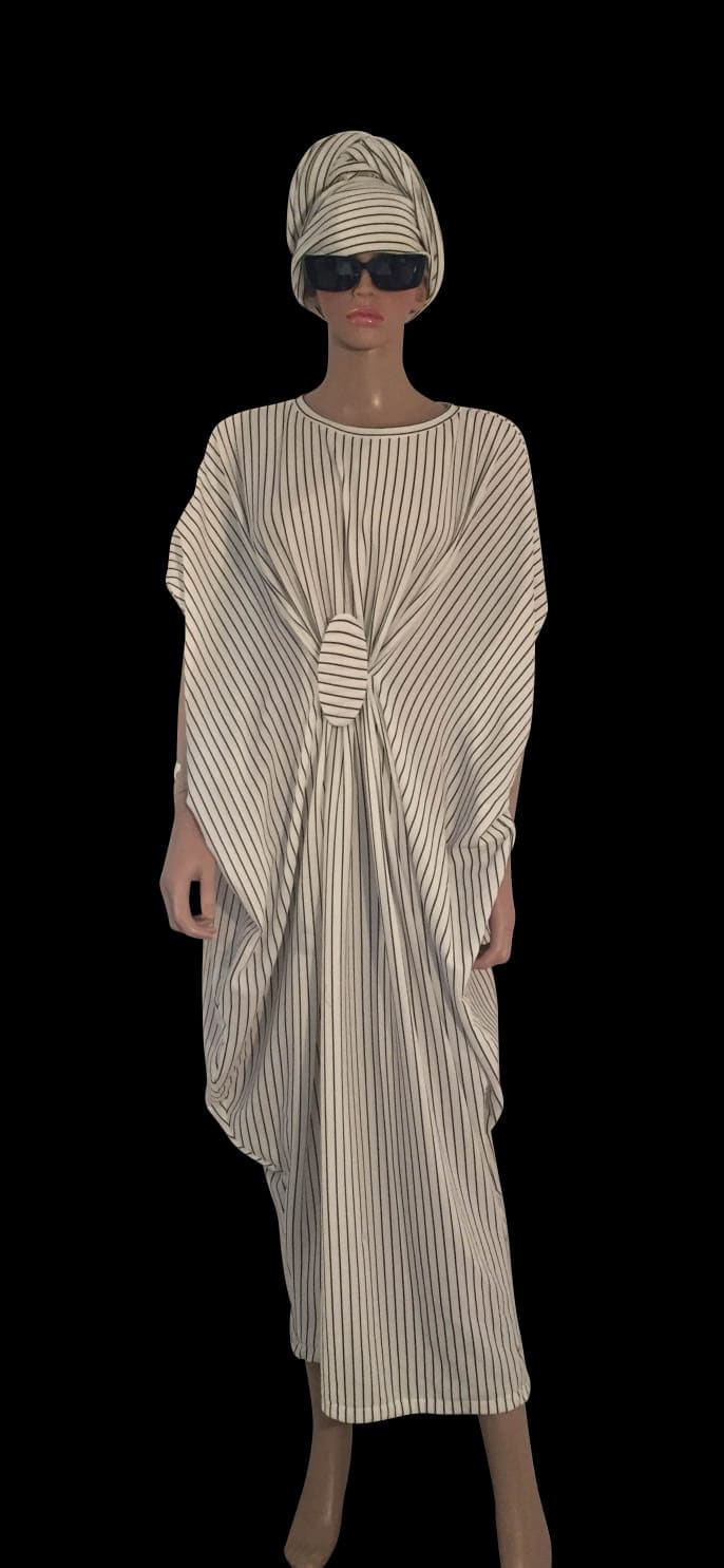 Elegantes Kaftan Kleid Plus Size-Individueller Extravaganter Chic Im Oversize Look Elegantes Kaftan Kleid Plus Size-Individueller Extravaganter Chic Im Oversize Look von FashionmonksDesign