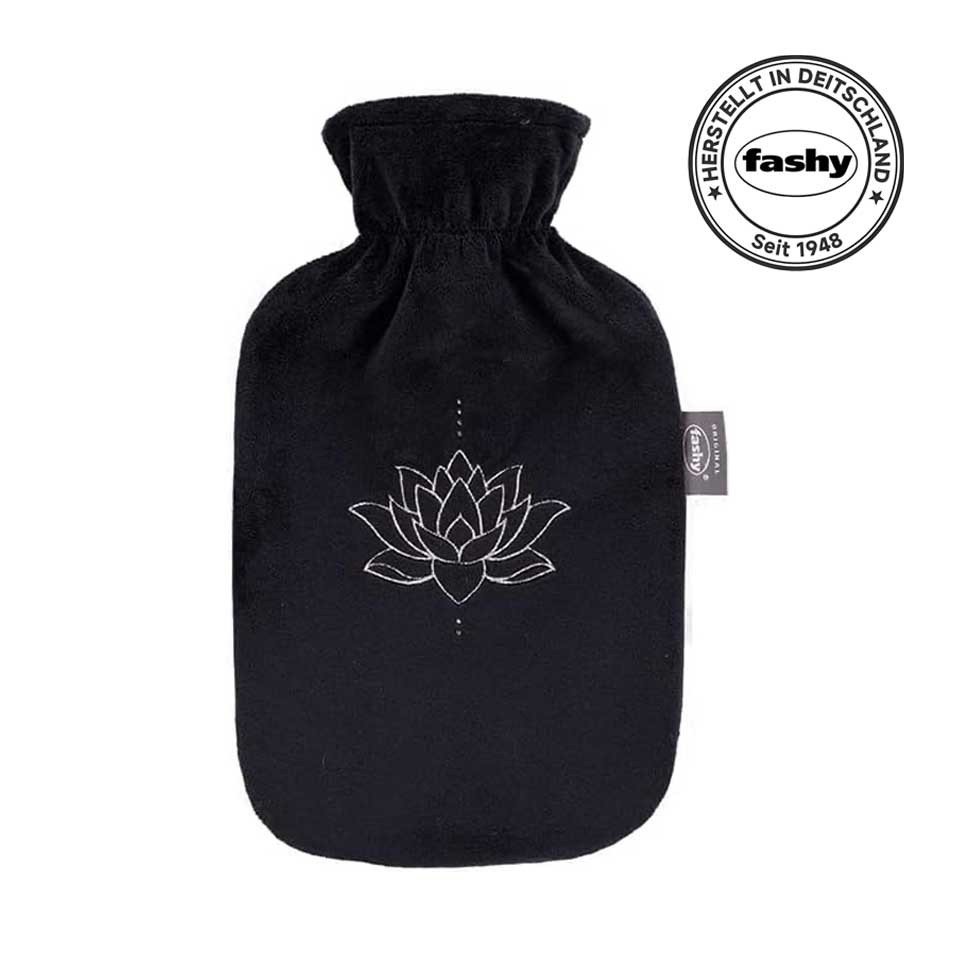 Fashy Wärmflasche Fashy Wärmflasche mit Flauschbezug und Glitzer Seerose schwarz 2 L von Fashy