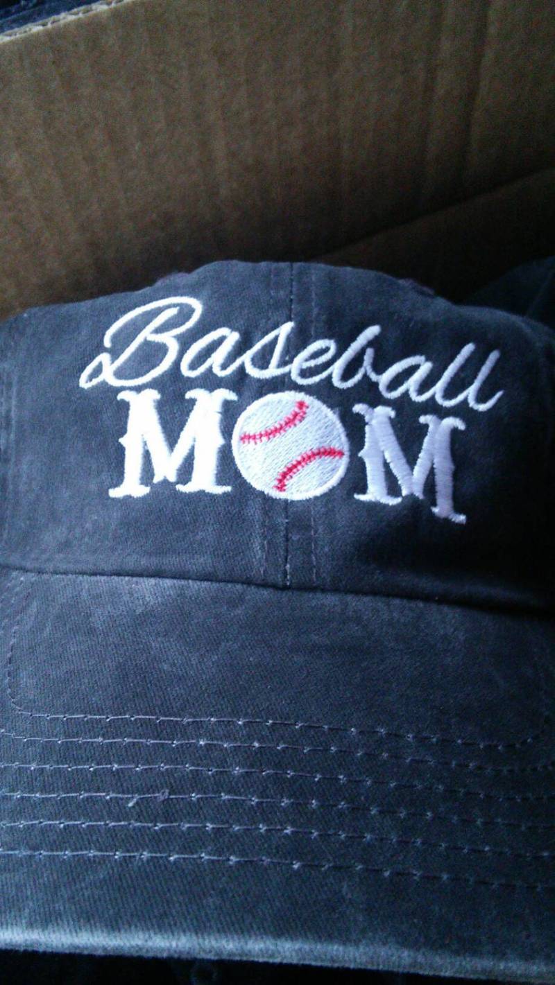 Baseball-Mama-Mützen von FastTrackSports