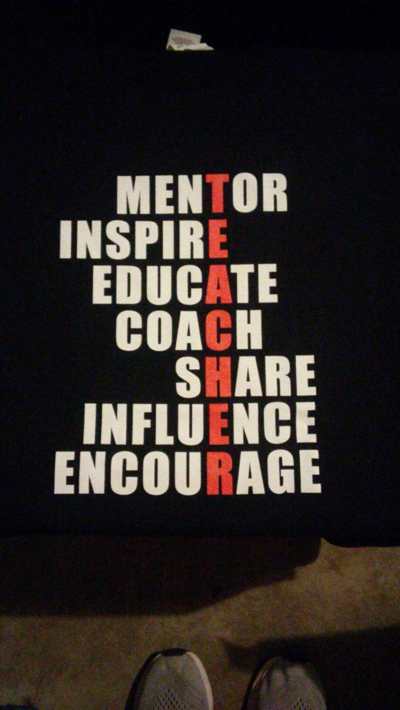 Mentor Inspire Erziehen Trainer Anteil Einfluss Fördern Lehrer T-Shirts von FastTrackSports