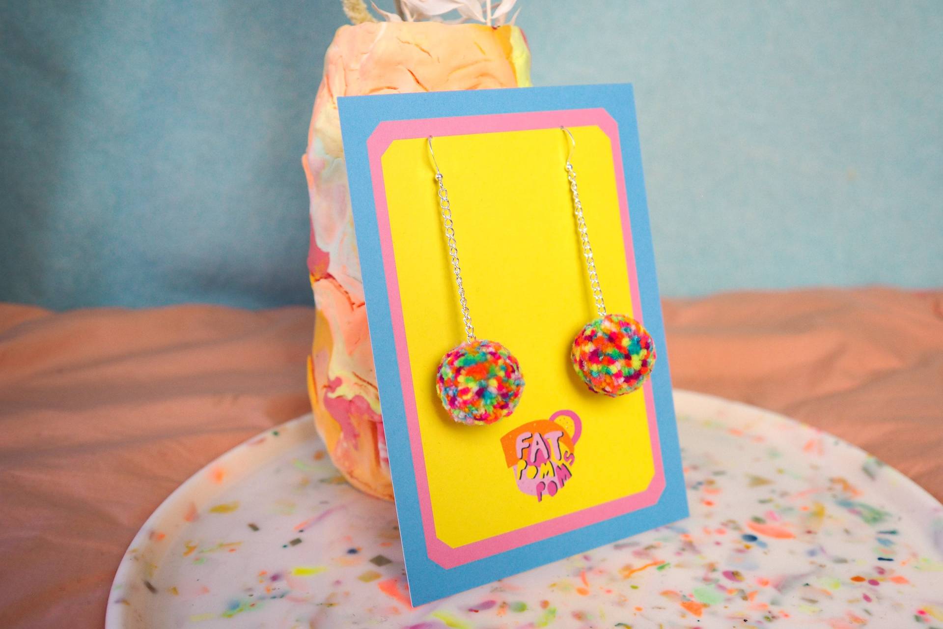 Konfetti Baumelnde Pompom Ohrringe - Spaß Statement Schmuck & Festliche Geschenkidee Konfetti Baumelnde Pompom Ohrringe - Spaß Statement Schmuck & Festliche Geschenkidee von FatPomPoms