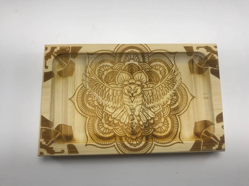 Eulen Rolling Tablett von Fatfreddyscaps