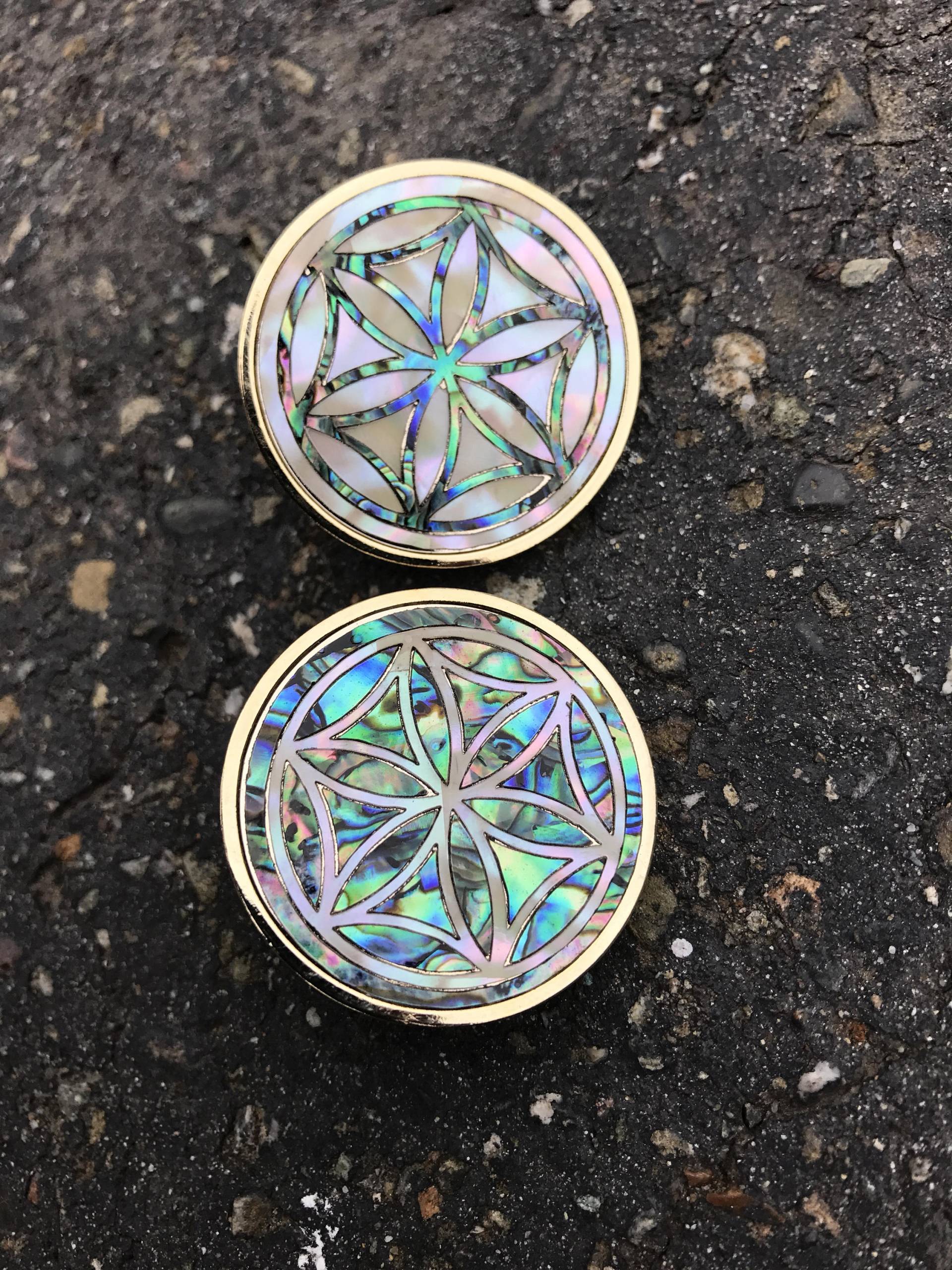 Samen Des Lebens Detailreicher Inlay-Pin von Fatfreddyscaps