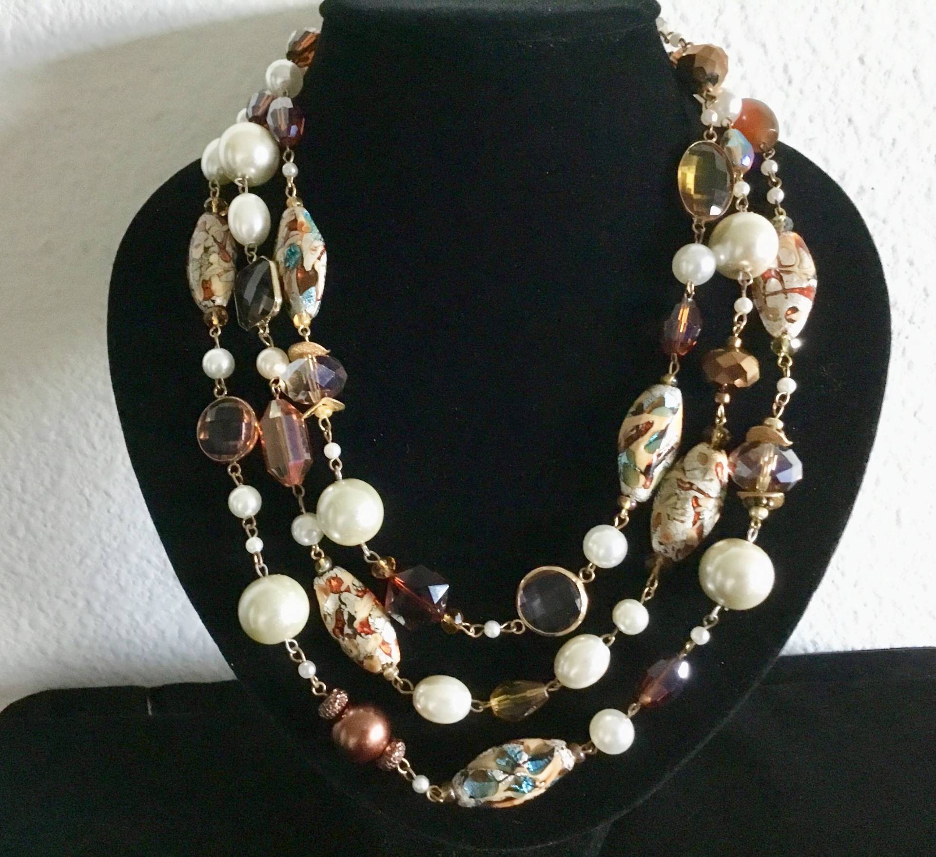 3 Reihen Halskette Mit Bunten Kristallen, Topas, Perlen Und Bemaltem Glasperlen 3 Reihen Halskette Mit Bunten Kristallen, Topas, Perlen Und Bemaltem Glasperlen von FatiBijoux