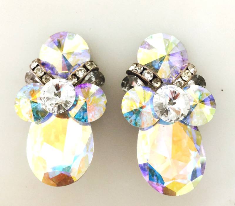 Vintage Schillernde Cluster Atemberaubende Strass Ohrringe Vintage Schillernde Cluster Atemberaubende Strass Ohrringe von FauciVintage