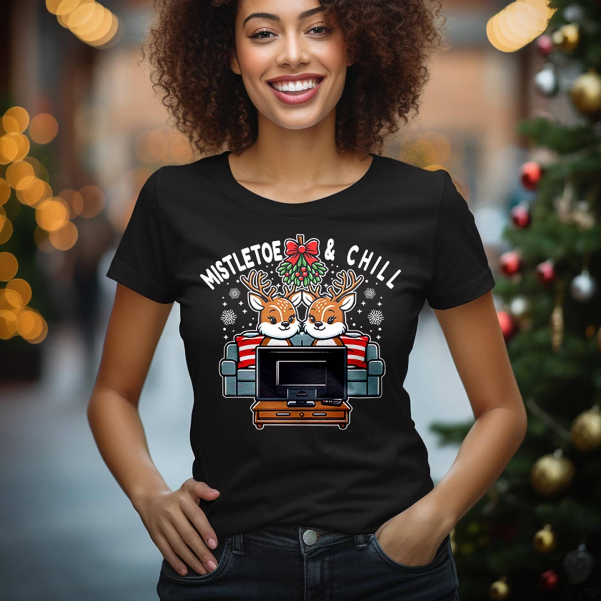 Mistletoe & Chill - Festliche Gemütlichkeit Mit Süßen Rentieren Premium T-Shirt Shirt von FaunaFeels