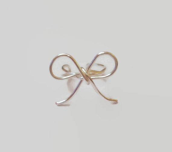 Wire Bow Ear Cuff Nicht Durchbohrter Ohrschmuck von FauxFerocity