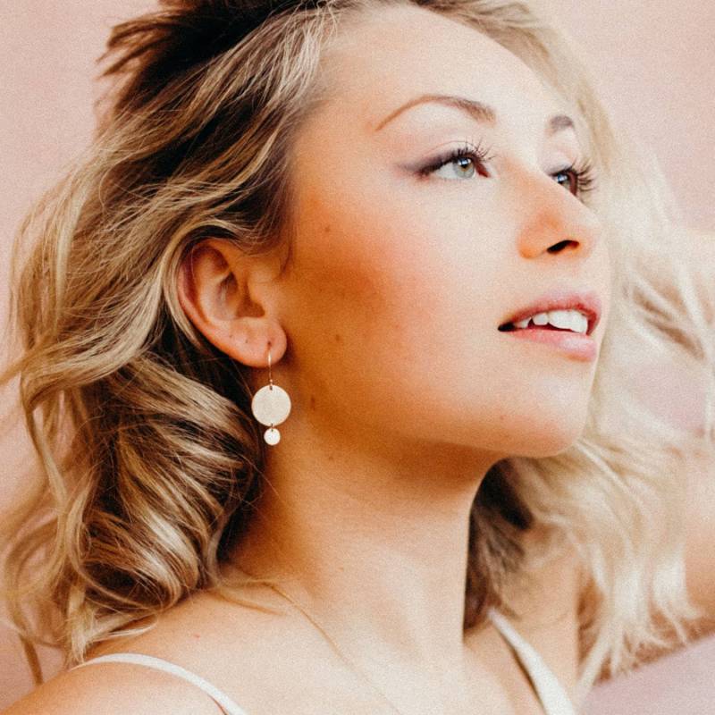 Gold Plättchen Ohrringe, Zierliche 14K Fill Scheibenohrringe, Minimale Geschenk Für Sie - Portal Ohrringe von FavorJewelry