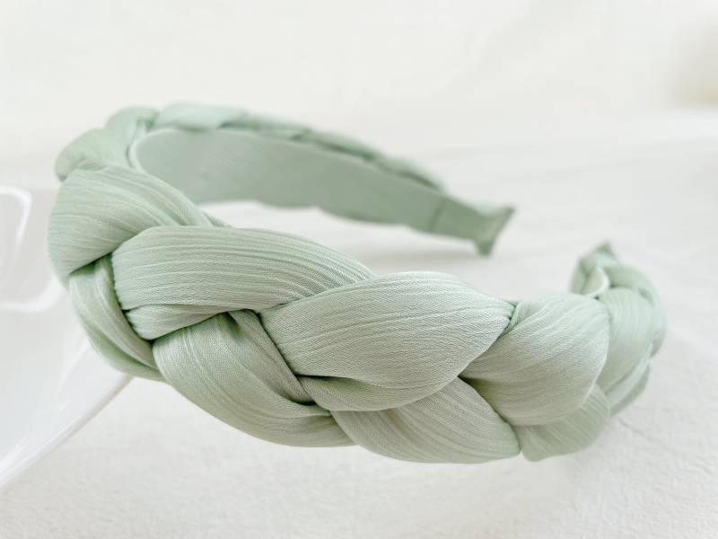 Schönes Grünes Geflochtenes Satin-Haarband, Mode-Haarband, Geschenk, Stirnband, Boho-Stirnband, Chiffon-Stirnband, Stirnbänder Für Frauen Schönes Grünes Geflochtenes Satin-Haarband, Mode-Haarband, Geschenk, Stirnband, Boho-Stirnband, Chiffon-Stirnband, Stirnbänder Für Frauen von FavoriteHK