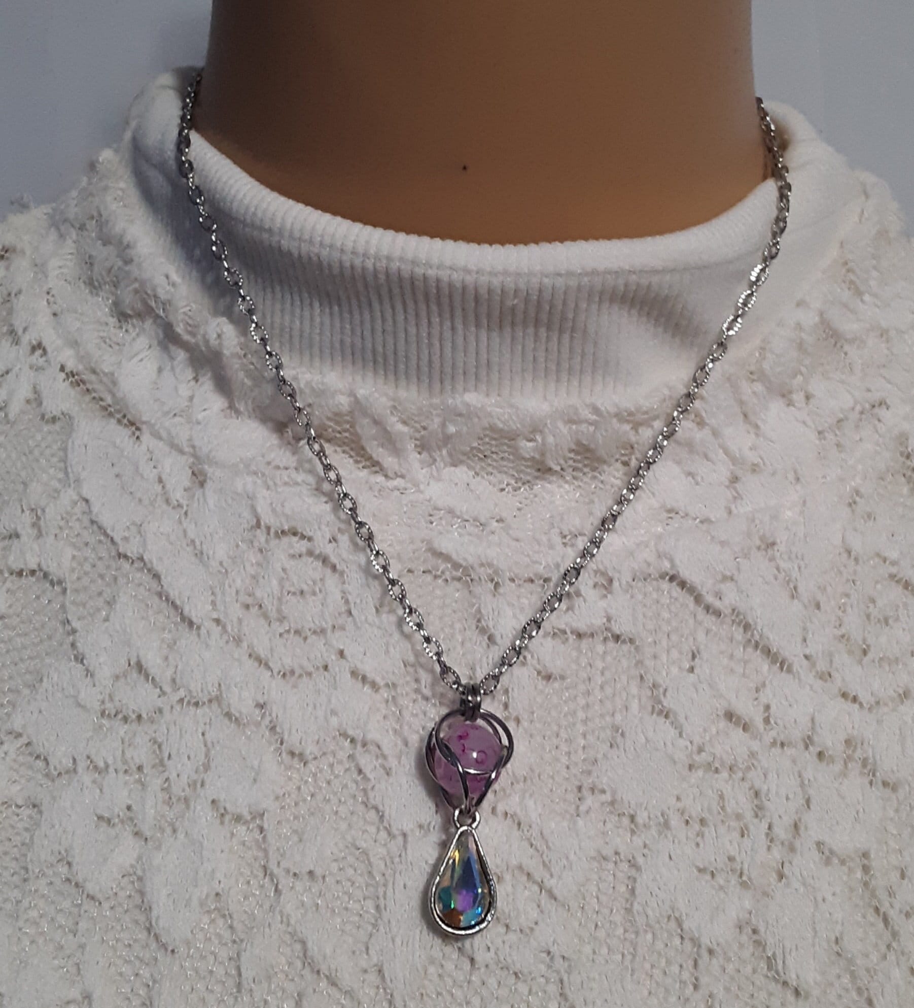 Pink Dragon Veins Achat Perlenkette Pink Dragon Veins Achat Perlenkette von FayelonHandmade