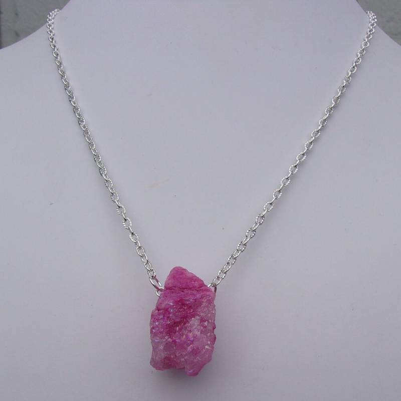 Rosa Druzy Quartz Crystal Stein Mit Silber Anhänger Halskette Rosa Druzy Quartz Crystal Stein Mit Silber Anhänger Halskette von FayelonHandmade