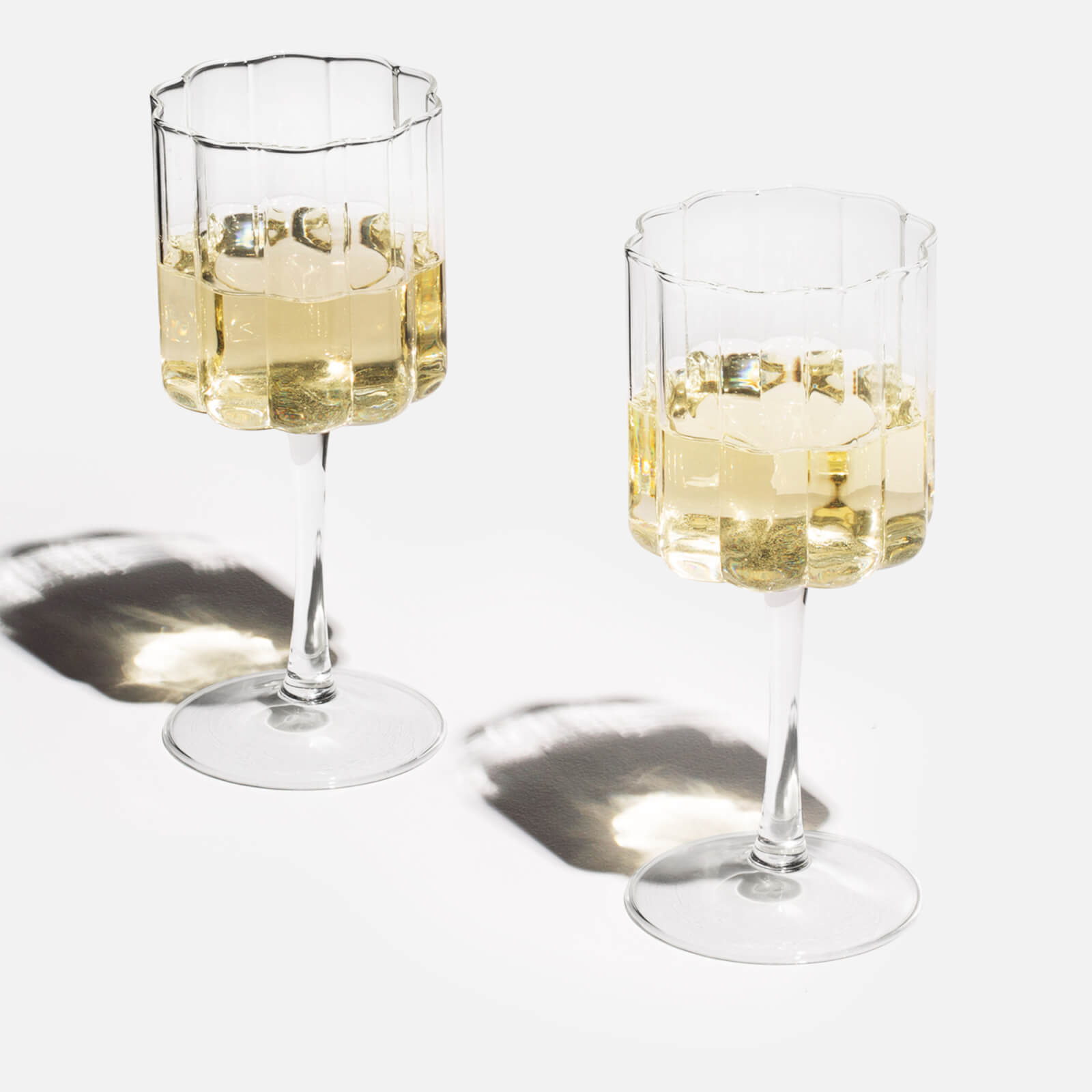 Fazeek Wave Wine Glass - Set of 2 Clear von Fazeek