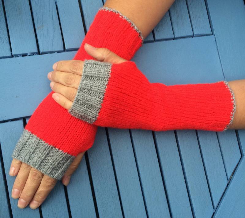 Handgestrickte Fingerlose Handschuhe, Pulswärmer, Accessoires von FeaDesign