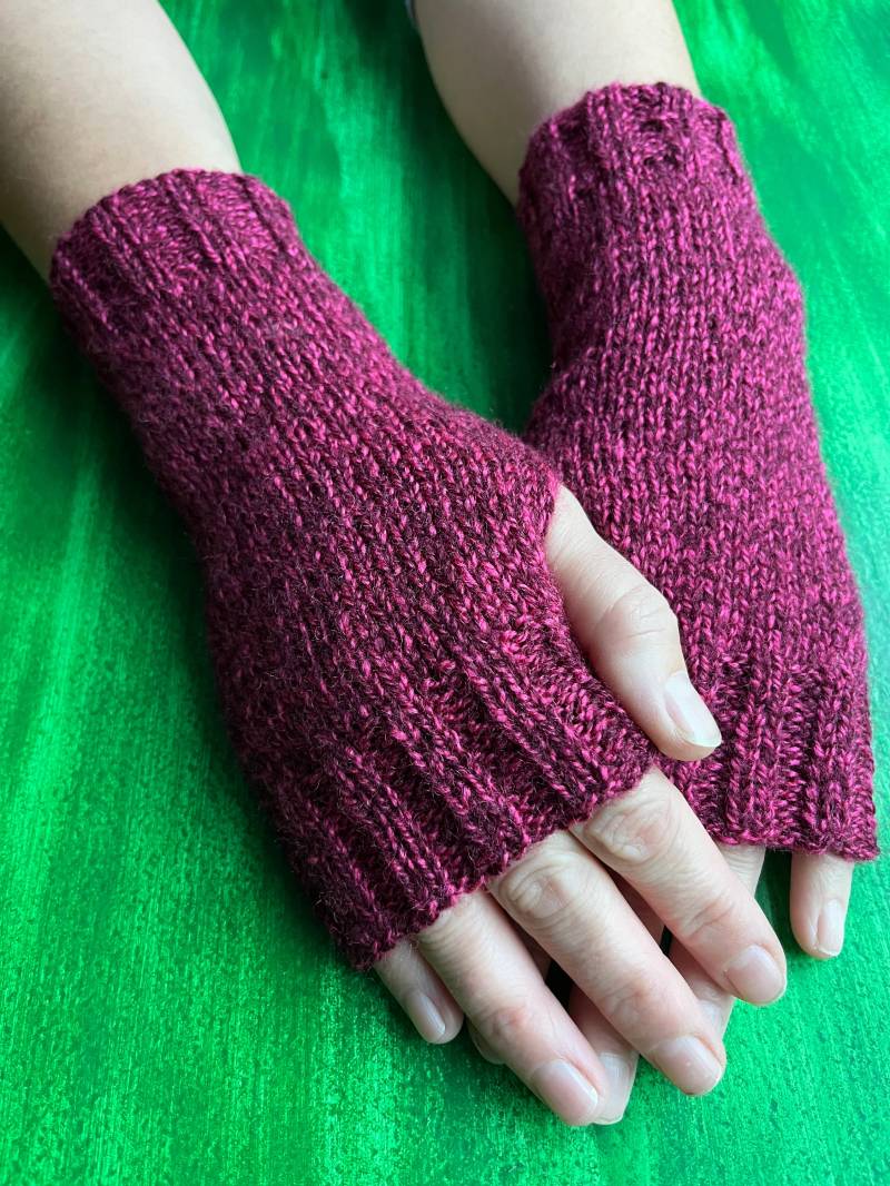 Handgestrickte Fingerlose Handschuhe Winter Pulswärmer von FeaDesign