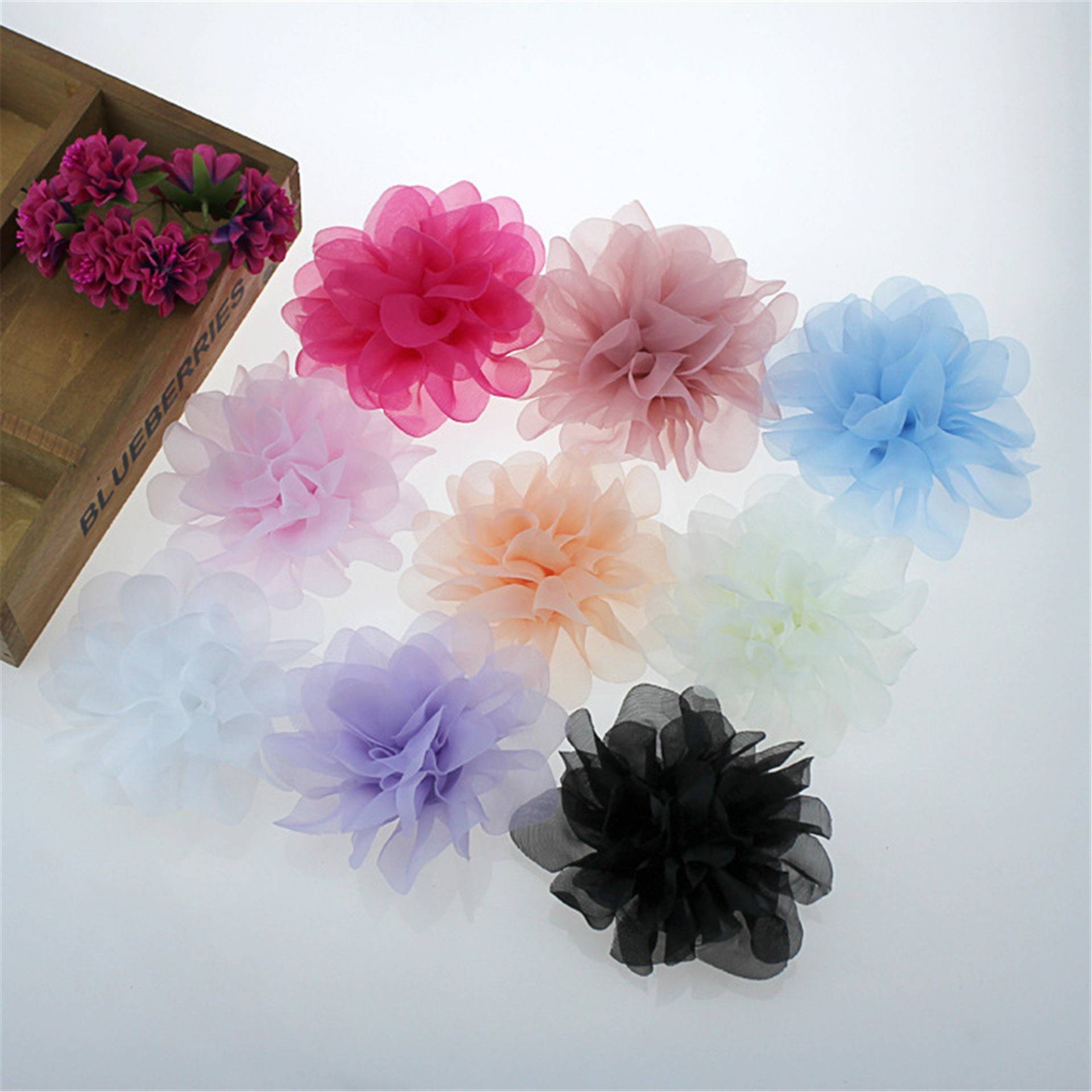 5 Stück 12cm 3D Blumen Chiffon Applikationen Aufnäher Handarbeit Spitze Motiv Mit Strass Nähen Auf Braut Hochzeit Abendkleid von FeatherCraft20