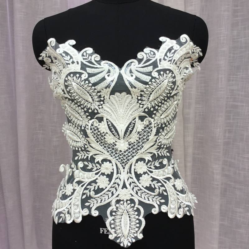 Elfenbein Schwere Perlen Stickerei Spitze Applikation Motiv Zurück Mieder Materialien Patch Nähen Auf Hochzeits-Kleid-Abendkleid 1 Stück Elfenbein Schwere Perlen Stickerei Spitze Applikation Motiv Zurück Mieder Materialien Patch Nähen Auf Hochzeits-Kleid-Abendkleid 1 Stück von FeatherCraft20