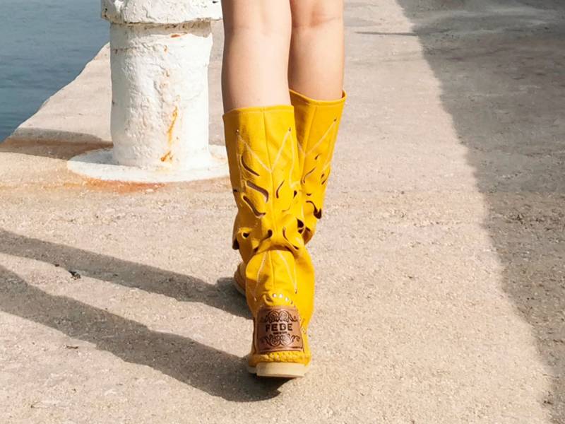 Fiore - Gelbe Lederstiefel Damen Ethnoschuhe Sommerstiefel Italien Zingaro Stiefel Barfußschuhe Ende Der Serie von FebeHandmadeShop