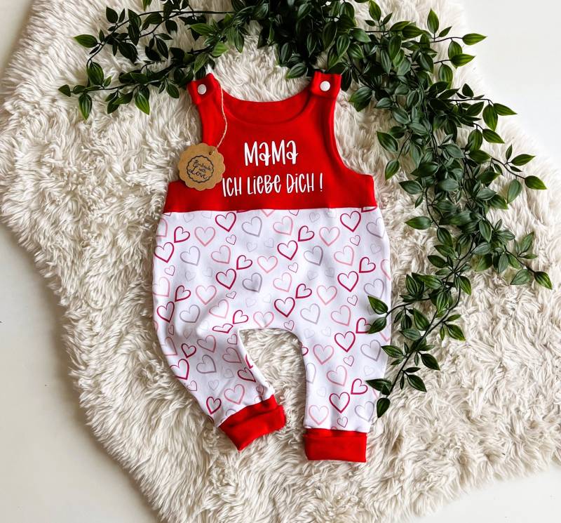 strampler Baby Muttertag/Vatertag Herzen Rot Oder Blau von Fedellinchen