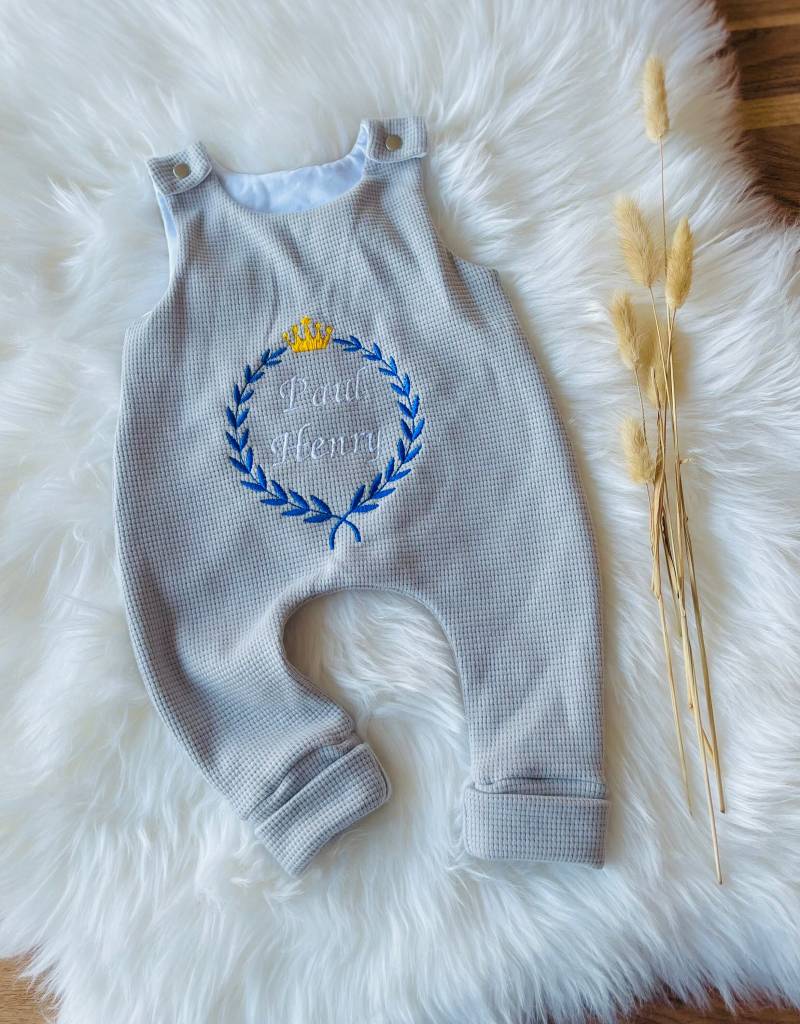 strampler Bestickt Babyboy Kranz & Krone von Fedellinchen