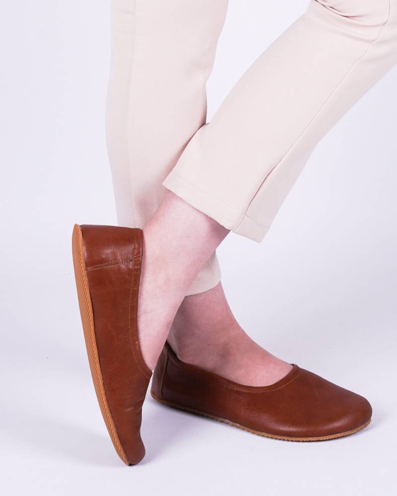 Braun Leder Barfuß Ballerinas Handgefertigte Slip-Ons Braun Leder Barfuß Ballerinas Handgefertigte Slip-Ons von FeelBarefoot