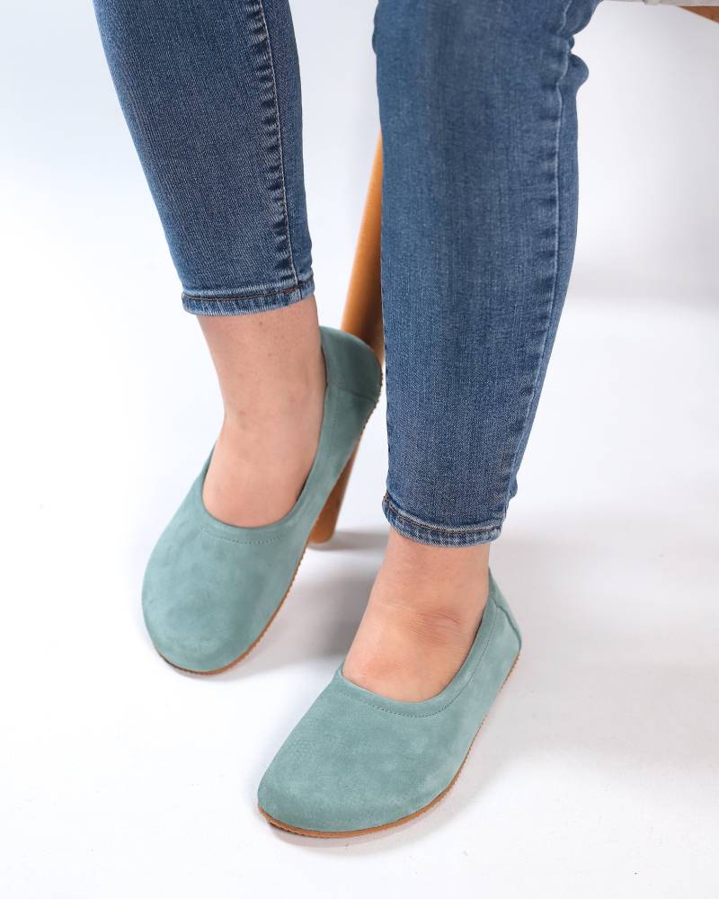 Meerblaue Wildleder Ballerinas Handgefertigte Barfuß Slip-On Schuhe von FeelBarefoot