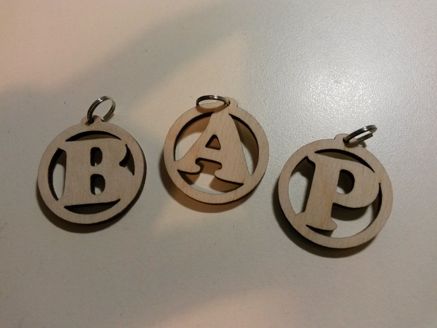 Benutzerdefinierte Personalisierte Auto Name Logo Symbol Schlüsselbund Holz Geschenk Benutzerdefinierte Personalisierte Auto Name Logo Symbol Schlüsselbund Holz Geschenk von FeelMyCraft