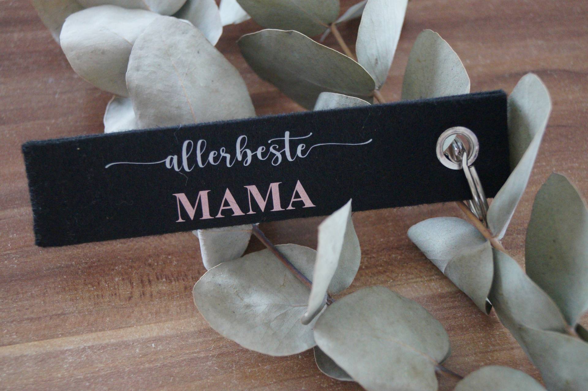 Schlüsselanhänger Personalisiert Aus Filz, Muttertag, Geschenk, Geschenk Mama, Individualisierbar Schlüsselanhänger Personalisiert Aus Filz, Muttertag, Geschenk, Geschenk Mama, Individualisierbar von FeelinchenDesign