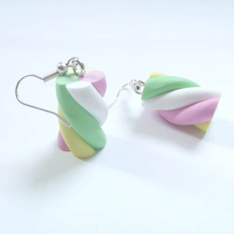 Flump Marshmallow Ohrringe Pastel Polymer Clay Candy Schmuck Flump Marshmallow Ohrringe Pastel Polymer Clay Candy Schmuck von FeelmoreloveBoutique