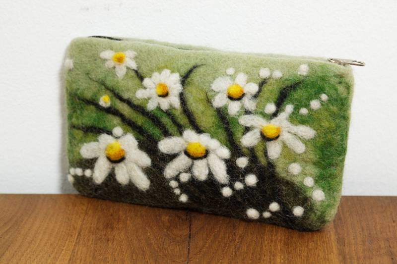 Filztäschchen Margariten, Kleines Täschchen Aus Filz Blumen, Geldbeutel Klein, Geschenk Mädchen Frau, Für Handtasche von FeelzDeutschland