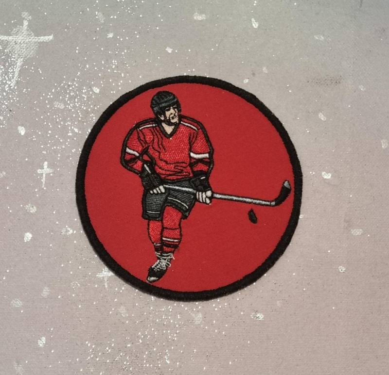 Klettie Patch 11 cm Eishockey Spieler Für Magnet Lasche Schulranzen Rot Applikation Schultüte Einschulung Handgefertigt Feenkleiddesign von FeenkleidDesign2020