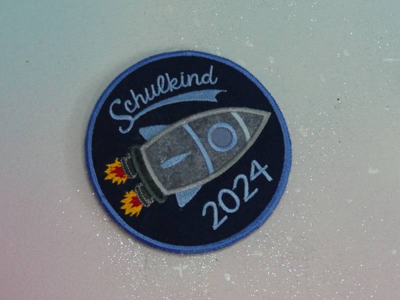 Klettie Patch 11cm Raket Weltraum Datum Astonauten Blau Schulkind Name Wunsch Für Magnet Schulranzen Applikation Einschulung Feenkleiddesign von FeenkleidDesign2020
