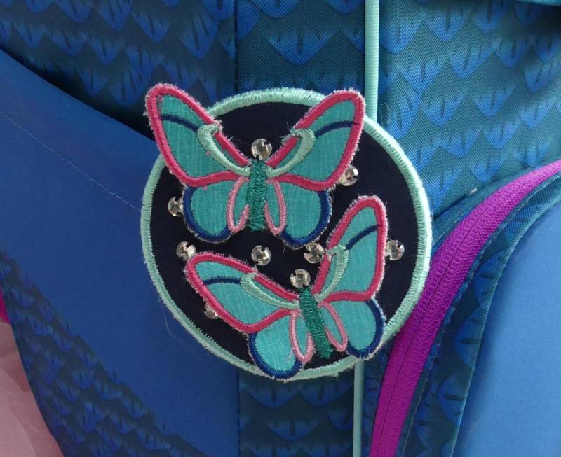 Klettie Patch 9cm Schmetterling Wunsch Für Magnet Schulranzen Applikation Blau Schultüte Einschulung Handgefertigt Unikat Feenkleiddesign von FeenkleidDesign2020