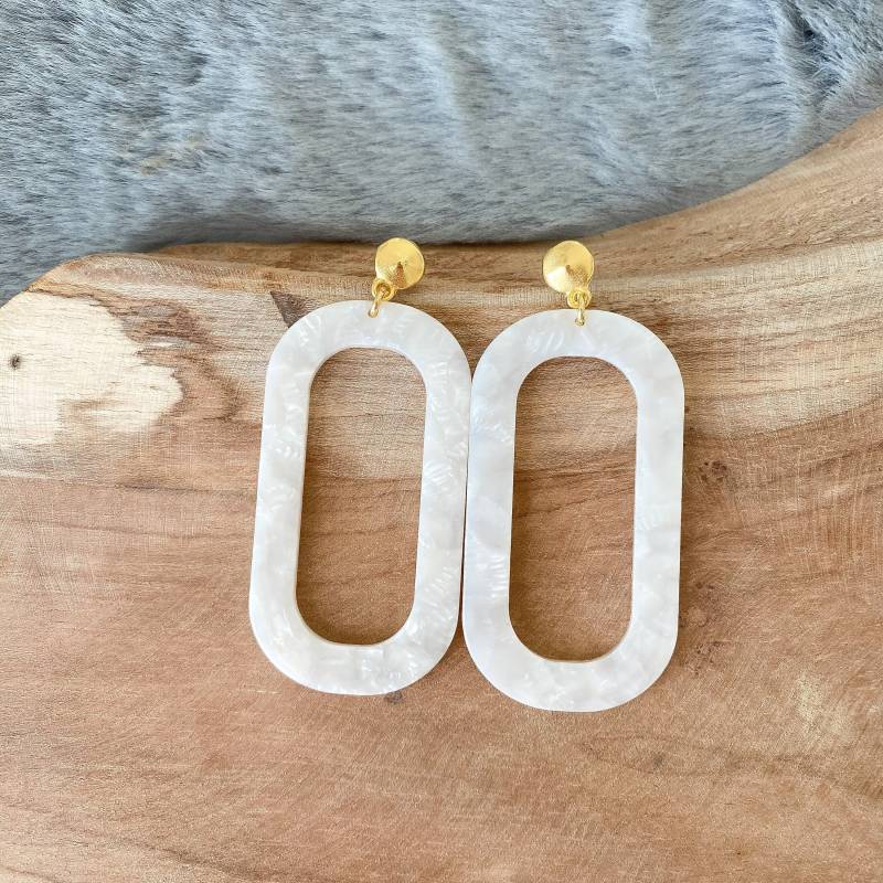 Boho Creme Ohrringe Aus Resin Harz von Feenmanufaktur