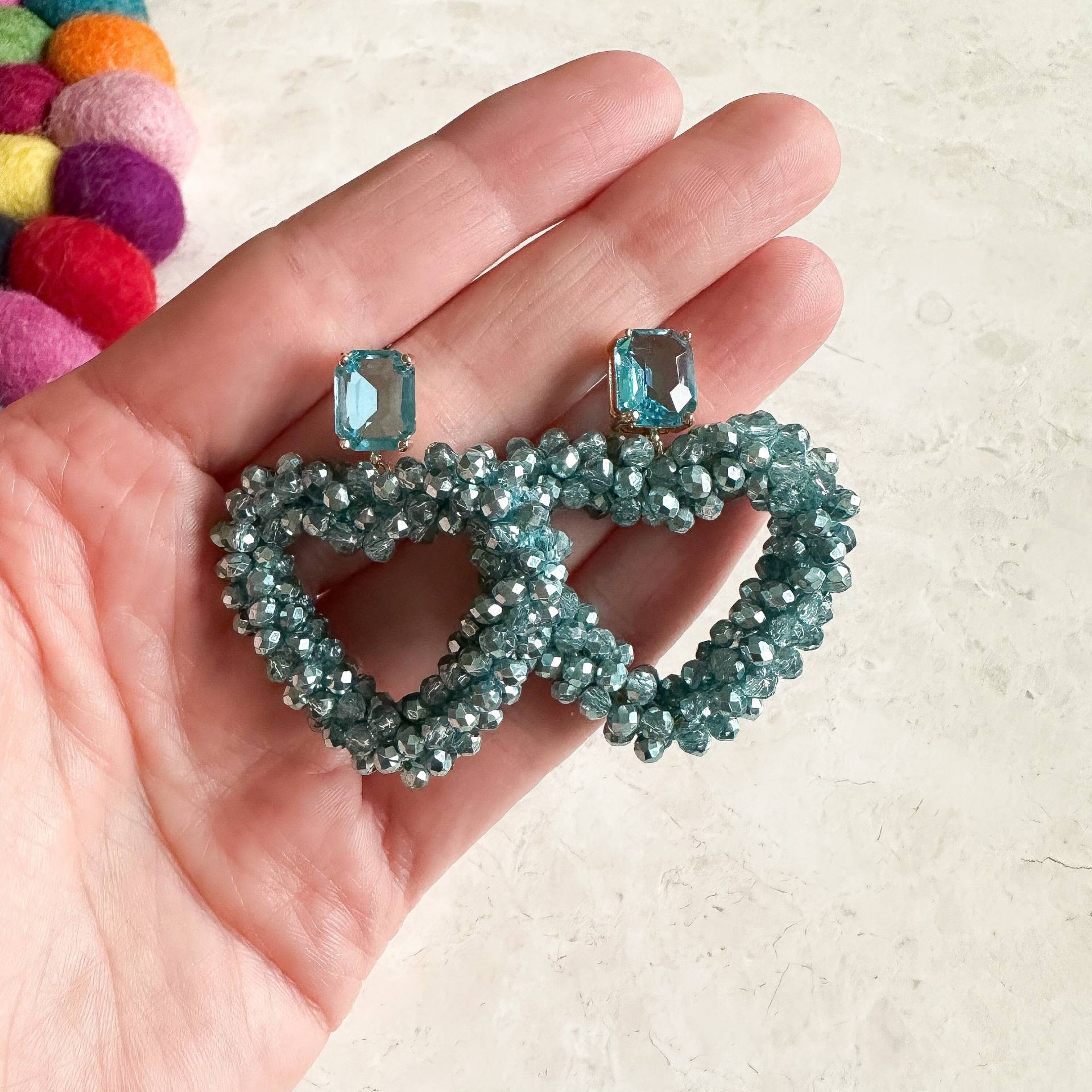 Elegante Glitzer Ohrringe "Herz" Türkis/Blau Kristallglas Elegante Glitzer Ohrringe "Herz" Türkis/Blau Kristallglas von Feenmanufaktur