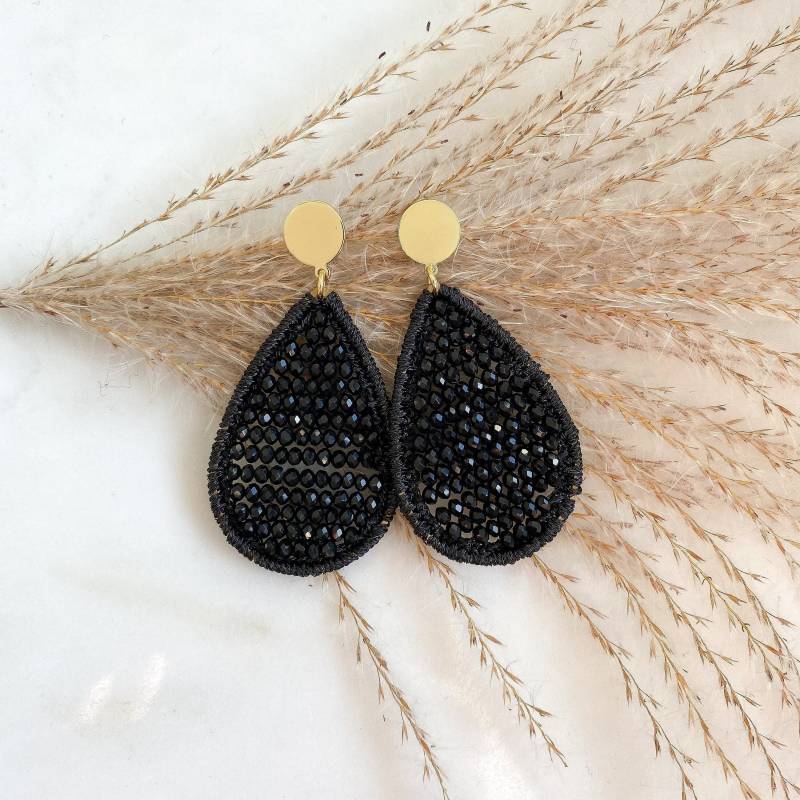 Festliche Perlenohrringe "Scarlett" Schwarz von Feenmanufaktur