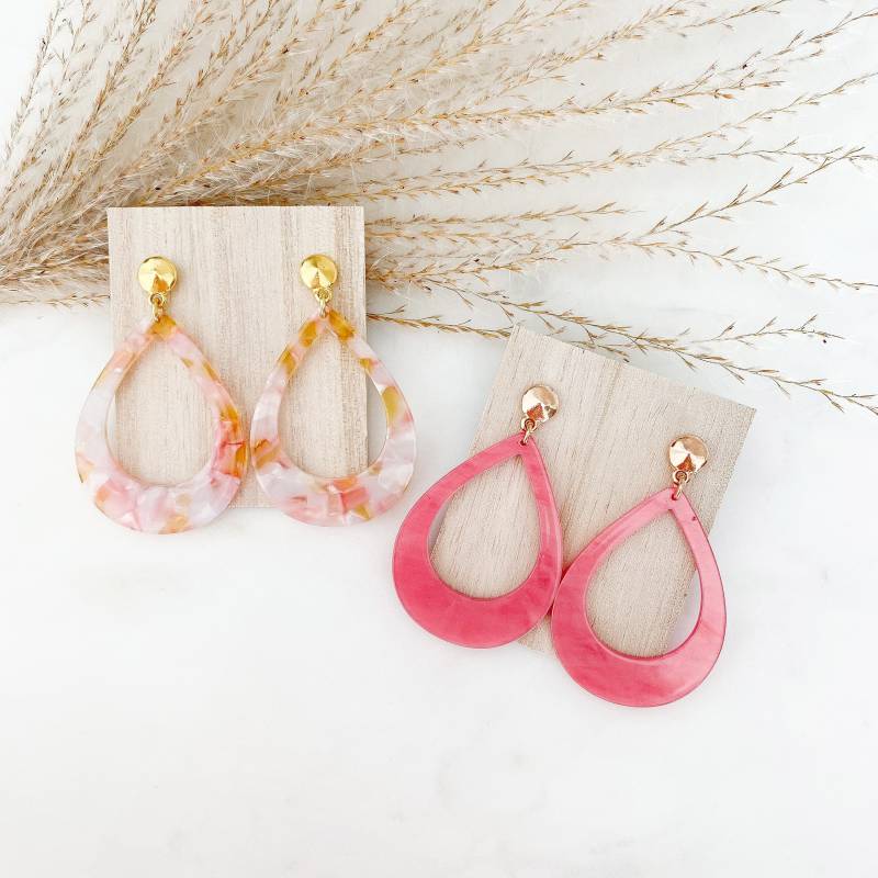 Handgefertigte Resin Ohrringe "Anna" in Rosa von Feenmanufaktur