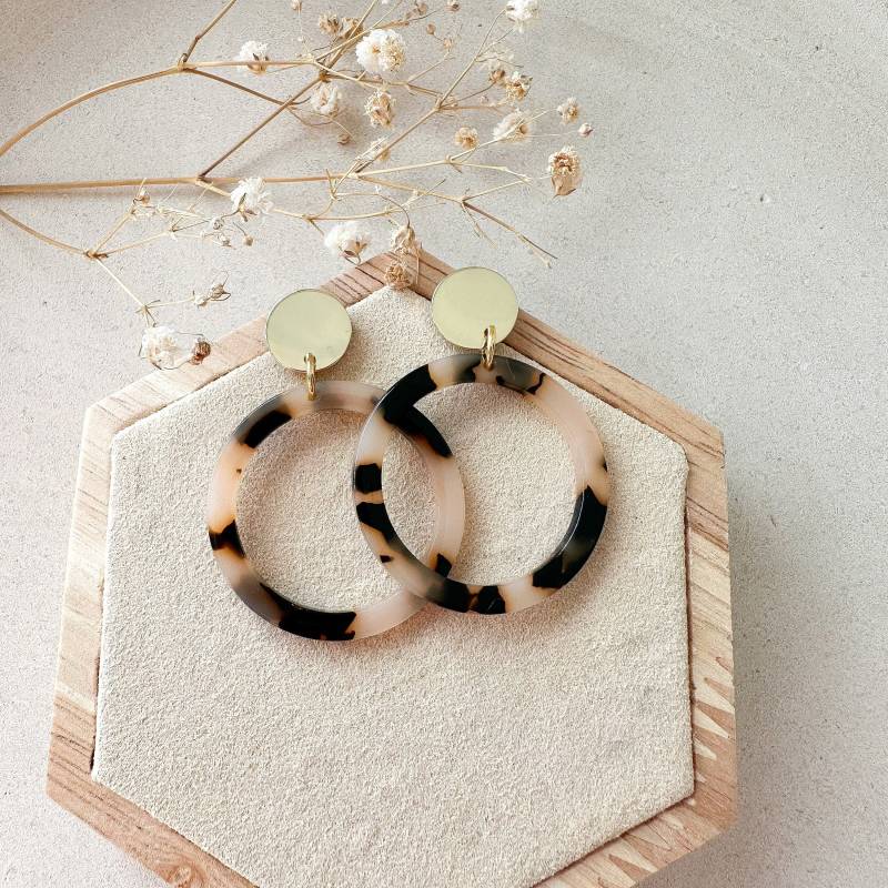 Leo Struktur Ohrringe "Paula" Aus Resin Harz von Feenmanufaktur