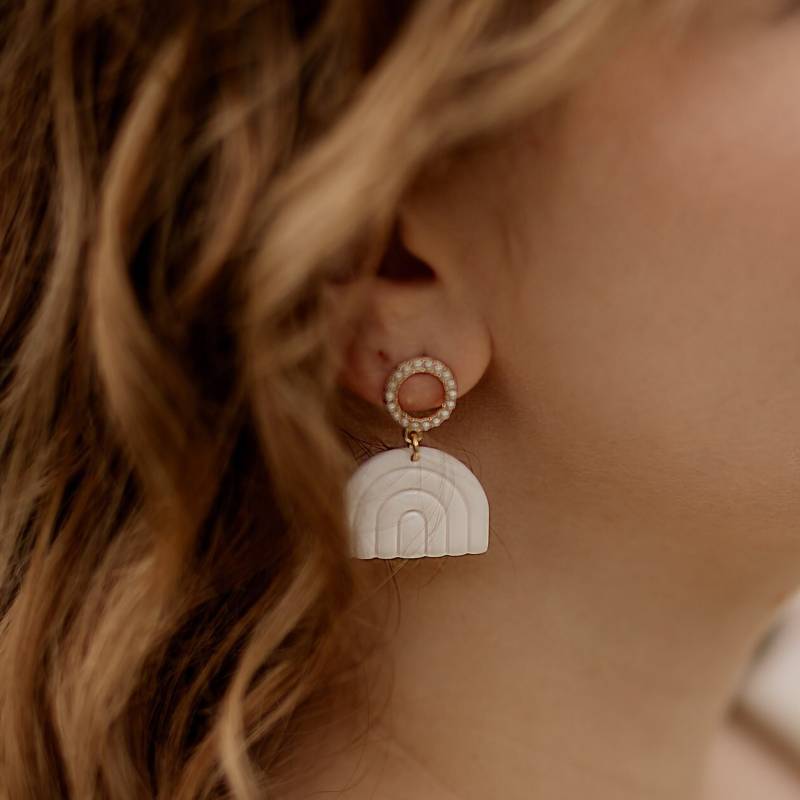 Polymer Clay Ohrringe "Regenbogen" Mit Perlenstecker von Feenmanufaktur