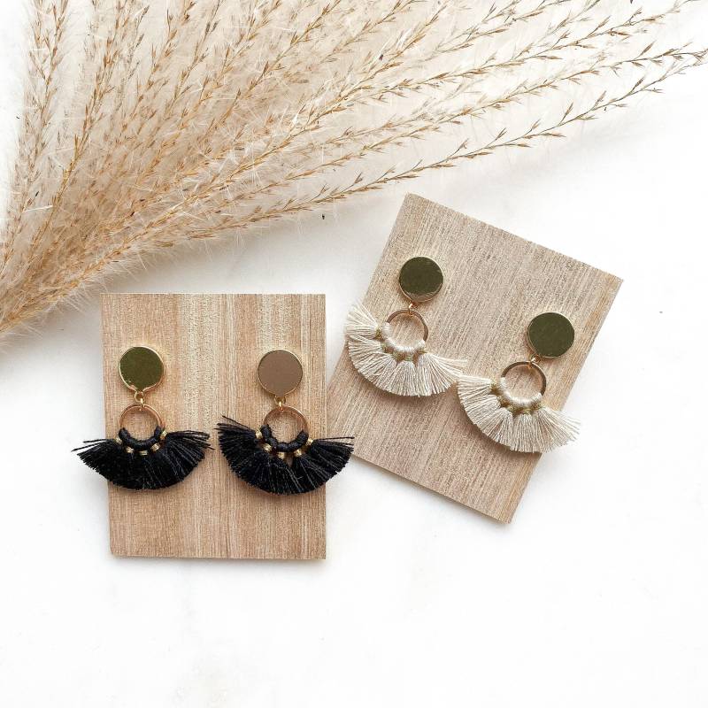 Quasten Boho Ohrringe Gold von Feenmanufaktur