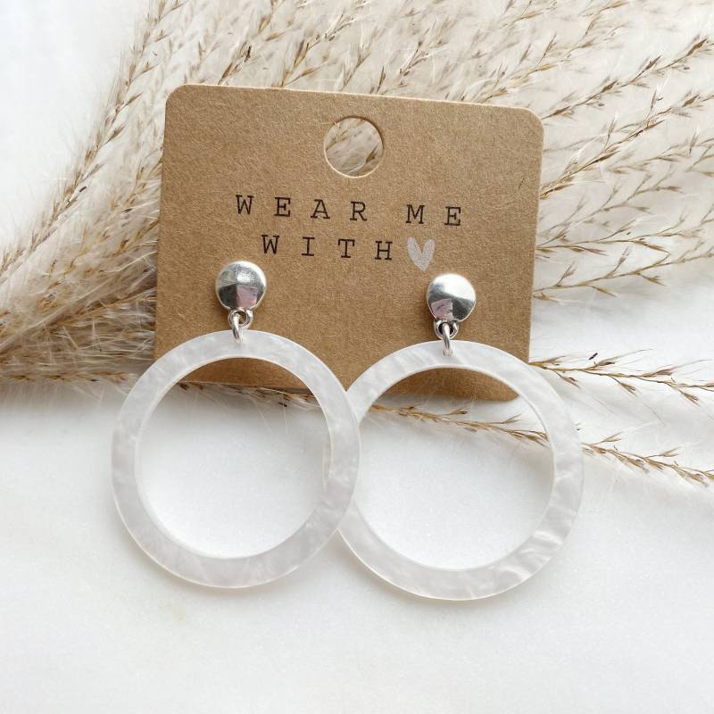 Runde Retro Ohrringe Aus Resin Harz von Feenmanufaktur