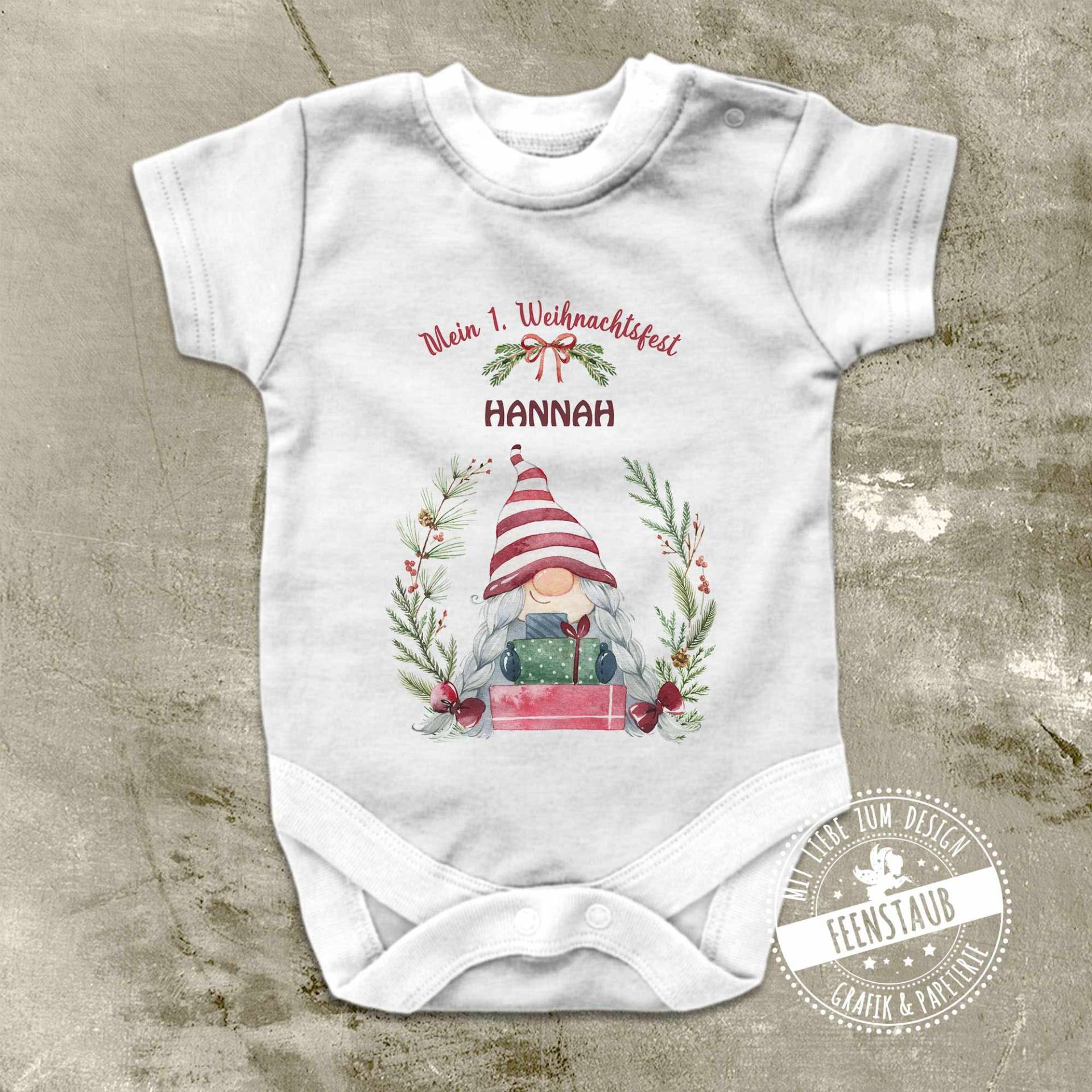 Erstes Weihnachten Bügelbild Oder Zum Nikolaus, Bügelfolie Mit Namen Personalisiert, Weihnachtsgnom Aufbügeln Erstes Weihnachten Bügelbild Oder Zum Nikolaus, Bügelfolie Mit Namen Personalisiert, Weihnachtsgnom Aufbügeln von FeenstaubHandmade