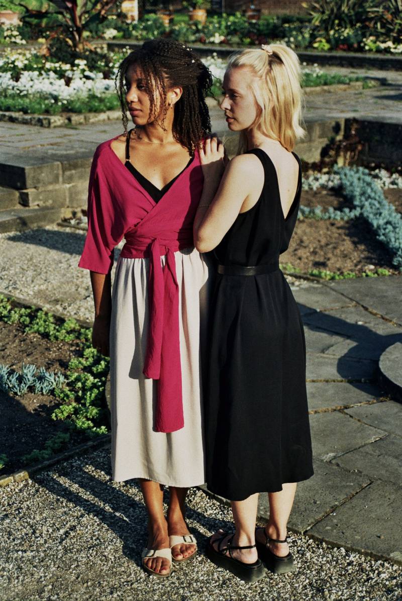 Alva - Wickelbluse Pink/Viskose von FeinesKleinesBerlin